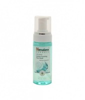 Bottle of himalaya's Oil Clear Lemon 150 ml Foaming Face Wash